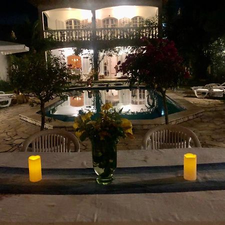 Villa Saint Tropez Cabo Frio Exterior foto